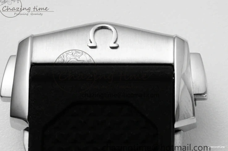 0516 Speedmaster Racing Master SS HKF Best Edition White Black Dial on Black Rubber Strap A Effortless 7813